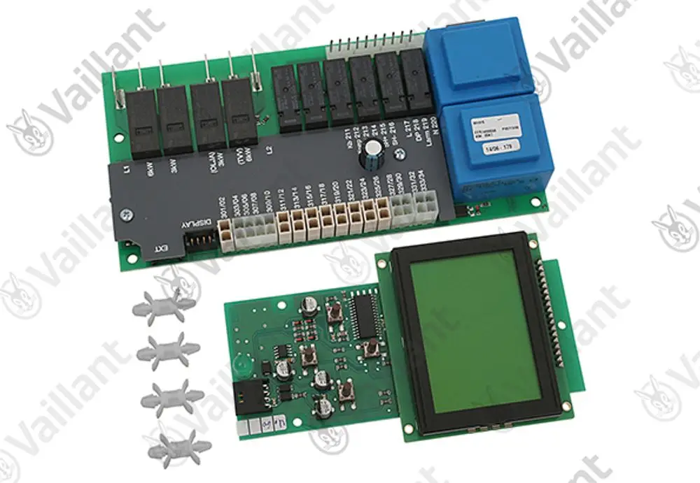Leiterplatte und Displaykarte der Marke Vaillant, bestehend aus mehreren Relais und einer elektronischen Steuerungseinheit mit einem LCD-Display.